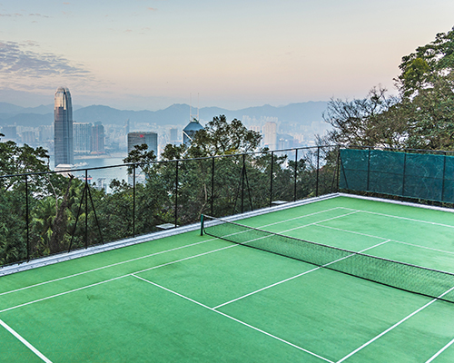 the magnus mall roof top tennis court